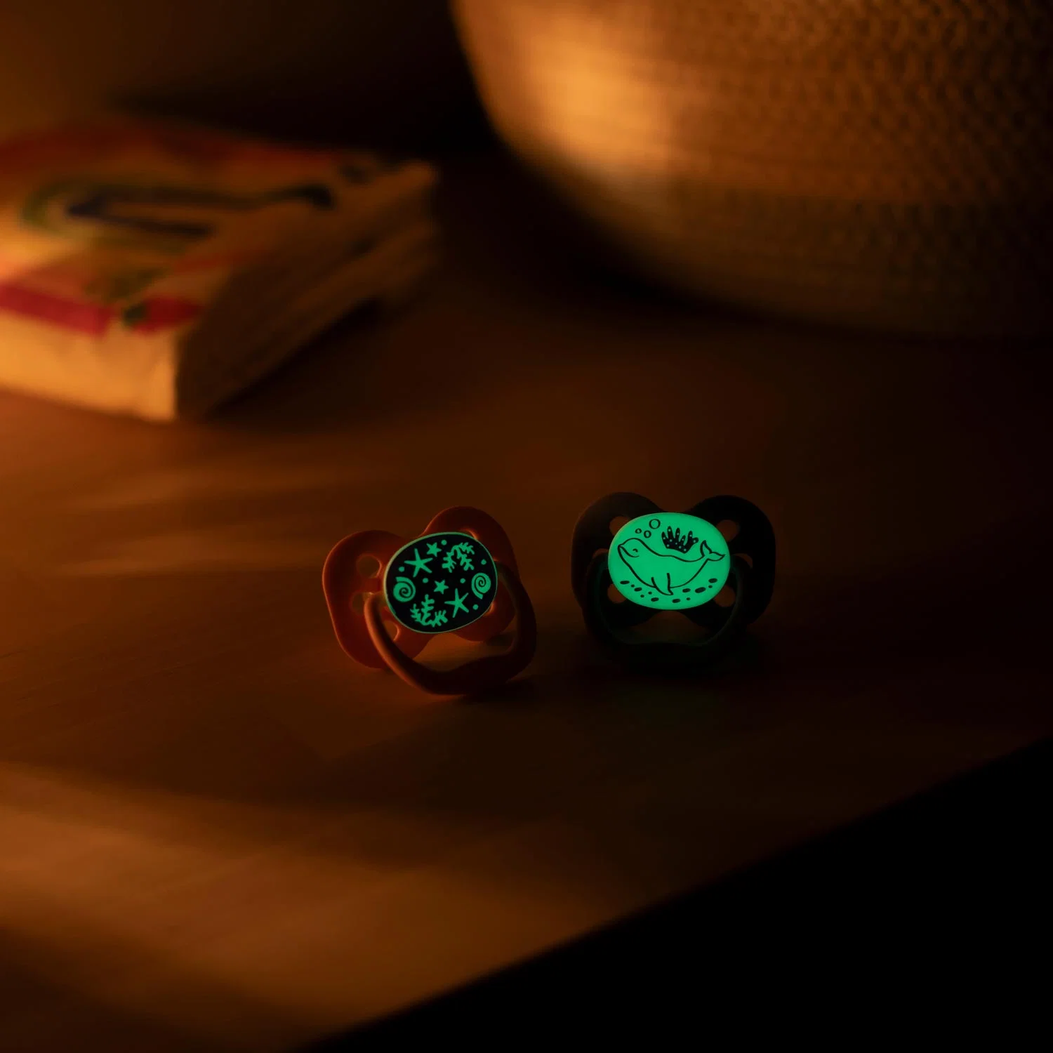 Dr. Brown's™ Advantage™ Glow-in-the-Dark Pacifiers, Ages 0-6 months, 2 Count - Image 4