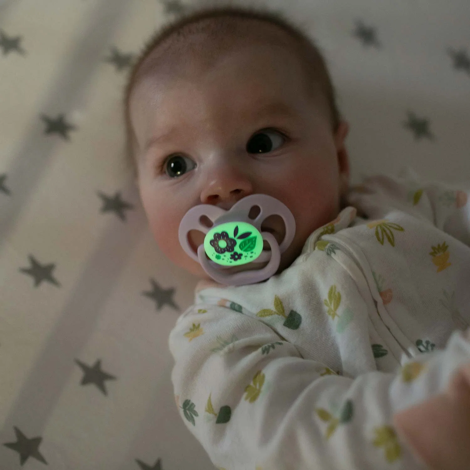 Dr. Brown's™ Advantage™ Glow-in-the-Dark Pacifiers, Ages 6-18 months, 2 Count - Image 5